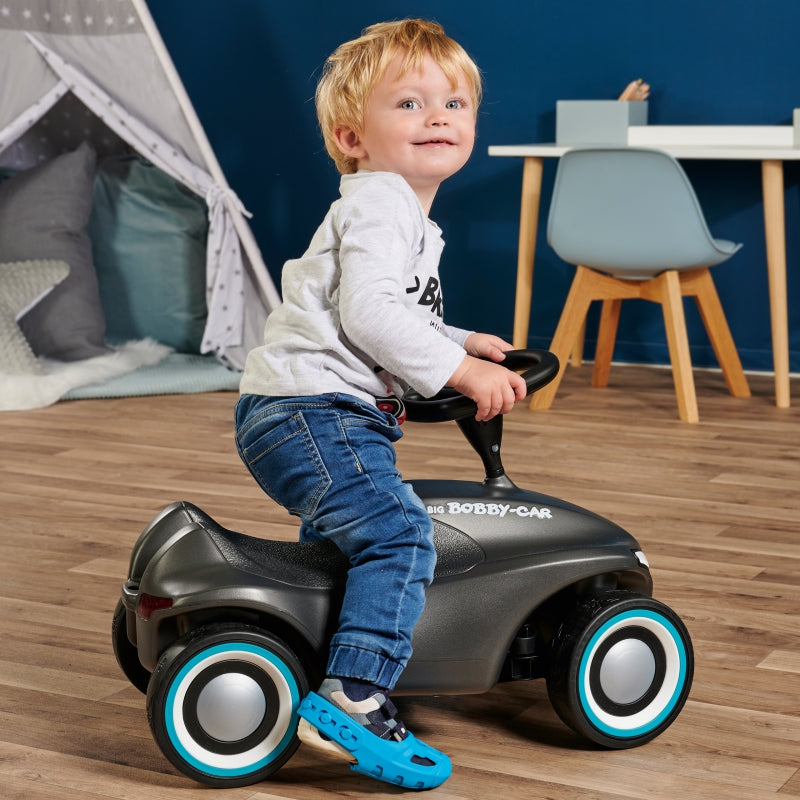 05a8172a18a4de94fbb431d2f491a696